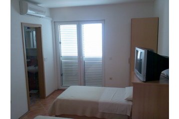 Hrvatska Privát Makarska, Eksterijer